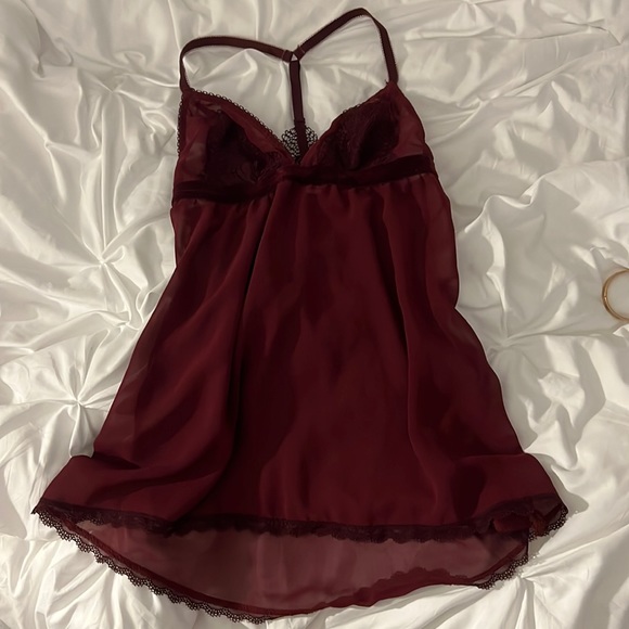 Red lingerie burgundy - Picture 1 of 2